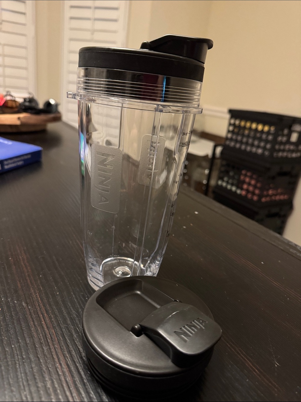 Ninja Clear blender Bottle with two lids